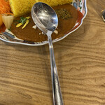 カカカカリイ - 2020年10月。曲がりスプーンが食べやすい。