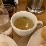 南海飯店 - かたい焼ソバのスープ