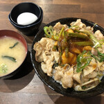 名物すた丼の店 - 