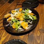 海鮮 イタリアンバル ルチアーノ - サラダはカボチャですよ！(ハロウィーンのイメージ❔)トリュフの香りは微妙ですよ！