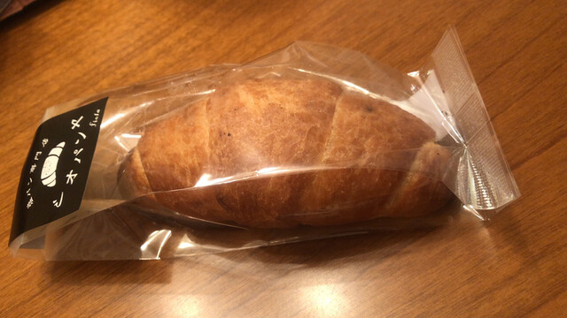 塩パン バター染み込む！やみつき塩パン。Japanese Shio Pan Soft