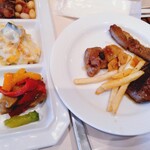 ビーフ・ポーク・チキン三点セット