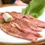 スタミナ苑 - 中ロース