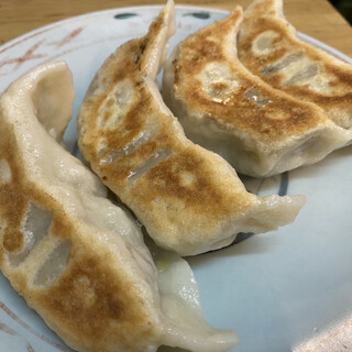 一圓の美味しいジャンボ餃子 By 高カロリー部タカ 一圓 三鷹北口店 三鷹 ラーメン 食べログ 一圓の美味しいジャンボ餃子 By 高カロリー部タカ 一圓 三鷹北口店 三鷹 ラーメン 食べログ