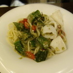 PASTAVOLA - ヤリイカオクラとろろのオイルパスタ