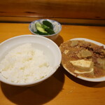 かっぱ - 煮込み・きゅうりの漬物・ご飯(小)