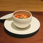 ラ カンロ - ⑤【Flan：フォアグラ 酸辣湯】
      ★ フォアグラのフラン（茶碗蒸し）+烏賊+ベーコン+マコモ茸入り、酸辣湯ソース掛け