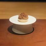 ラ カンロ - ⑨【Mont Blanc：栗】
      ★ メレンゲ+マスカルポーネ+栗クリームのモンブラン