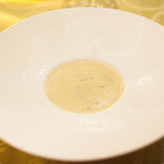 ブルガズ アダ - Çorba（スープ）ズッキーニの冷製スープ　ディルの香り