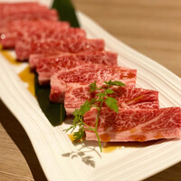 近江うし 焼肉 にくTATSU 青山本店 - 
