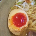 Homemade Ramen 青麦 - 黄身トロリンチョ