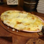 立飲・ビストロシン サンテ - 牡蠣のチーズグラタン