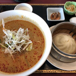 謝朋殿 - 