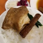 麺屋 六感堂 - 金目鯛煮つけ定食 (金目鯛あら出汁かけラーメン付き)