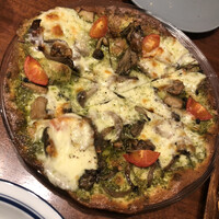 舵 - 牡蠣スモークのピザ