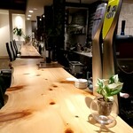 レオン ドーロ - 店内カウンター席