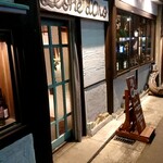 レオン ドーロ - 店舗入口