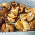 セブンイレブン - 焼鳥炭火焼き140g 233kcal 235円アップ