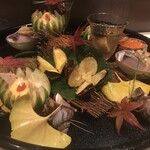 御料理 無窮 - 八寸　栗、つぶ貝、鰆、筋子、あん肝、シメジ、煮凝り