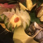 御料理 無窮 - 八寸　栗、つぶ貝、鰆、筋子、あん肝、シメジ、煮凝り