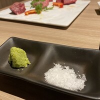 近江うし 焼肉 にくTATSU 青山本店 - 