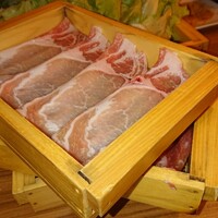 しゃぶしゃぶ・創作料理居酒屋 豚吟 栄店 - 豚肉サーロイン