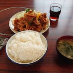 ふる川 - 料理写真:唐揚げ定食ご飯大盛り