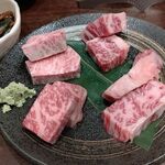 炭火焼肉 ぶち - ●飲み放題1500+お通し200+ぶちｻﾗﾀﾞ610+もやしﾅﾑﾙ330+焼肉1410X2(ﾐｽｼﾞ、ﾘﾌﾞ芯、ｳﾁﾊﾗﾐ、ｲﾁﾎﾞ)+税=6,000円 2020年10月