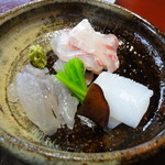 虎屋 壺中庵 - Ｃ－５．お造り　鯛、車エビ、アオリイカ