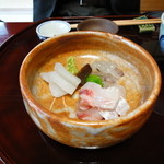 虎屋 壺中庵 - Ｃ－５．同じお造りですが器が違います