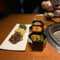 蕃 YORONIKU - 