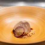 WAGYU 日山 - 甘味 水餅とぶどう