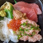 海鮮道楽 丼丸 - 