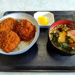 みよし食堂 - 【2020.11.1(日)】カツ丼セット(カツ丼＋ミニラーメン)700円