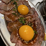 ツラとキモ 炭火焼肉 いわしげ - ツラミ　ユッケ