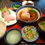 海のぼん - ぶり刺身と丸なすと豆腐の揚げ出し定食