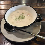 カフェ&キッチン ドリトル - ランチCセット（税込　1,550円）評価＝○、スープ：クラムチャウダー