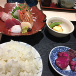 Sushi Tempura Gosakutei - 刺身定食