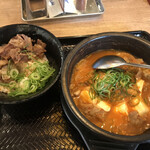 カルビ丼とスン豆腐専門店 韓丼 - 