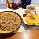 奥信濃幻の蕎麦処　富倉そば支店 - 天ざる大盛り