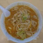 くるまやラーメン - 2020年10月　モツラーメン　880円