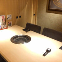 牛刺しと焼肉 仔虎 クリスロード店 - 