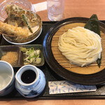 あかぎ庵 - 水沢海老天ざるうどん　1450円  うどん大盛　150円