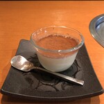 もっちゃん家 - 自家製ミルクプリン