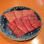 もっちゃん家 - 手前：イチボ（塩揉みダレ） & 奥：ザブトン（塩揉みダレ）