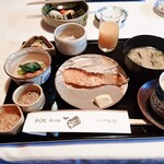 炭屋旅館 - 朝食