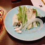 しゃぶ禅 - しゃぶしゃぶのお野菜です。茸の数が多いです。