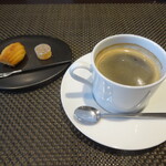 レストラン ラ・フロレゾン・ドゥ・タケウチ - ～LE CAFÉ ET SES PRTITS FOURS～珈琲、小菓子と共に