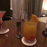Lounge Dolce - ブルームーンの満月の夜
                        ディナー前に、テキーラサンライズと　で優雅な時間のスタート