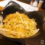 Sumibiyaki Tori Izakaya Kyou - 無期懲役キャベツ(笑)
                      なんでこのネーミングなんだろ？
                      キャベツとパリパリ麺とゴマ油の風味でヤミツキ～♪なところ？？